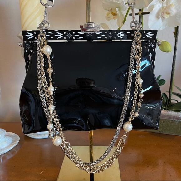 NWOT Dolce & Gabbana Black Floral Crystal VANDA Bag Chic, Bold & Glamorous - Picture 3 of 10